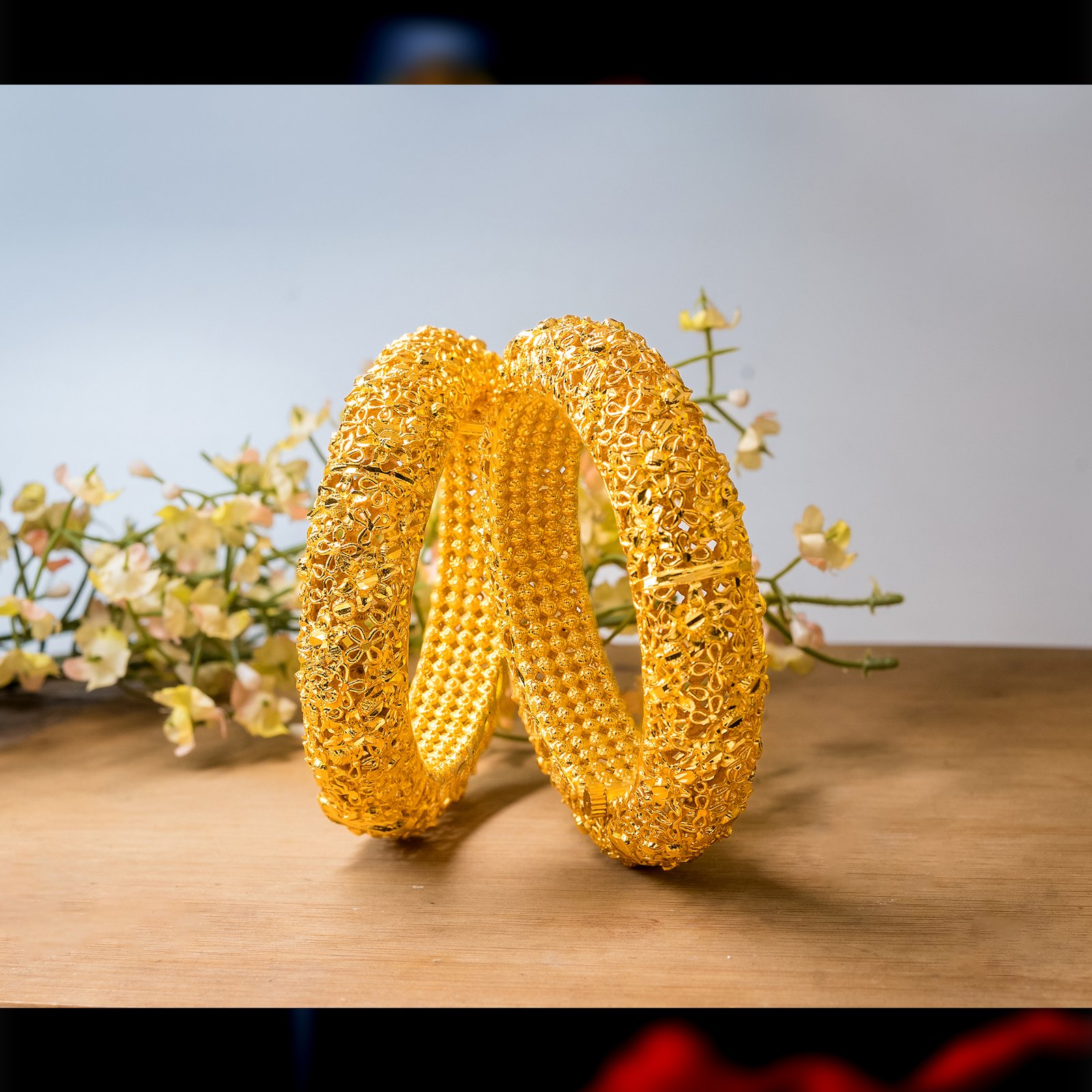 EXCLUSIVE GOLD PLATED BAUTI BANGLES